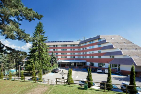 Отель Alp Hotel Masella  Маселла